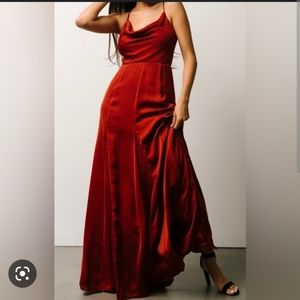 BALTIC BORN Audrina Maxi Dress in Rust Size L. Flowing/flattering style …